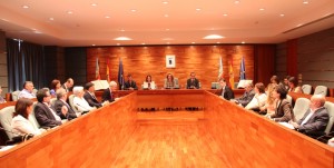 Pleno municipal de Torrent presidido por la alcaldesa Amparo Folgado