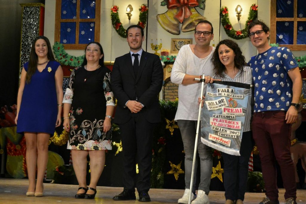 14612626_1372599136097977_2860904849062173368_o