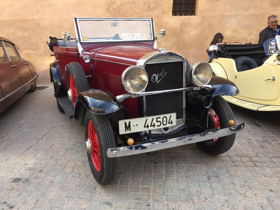 15134619_1101585763224005_8915416141281451688_n