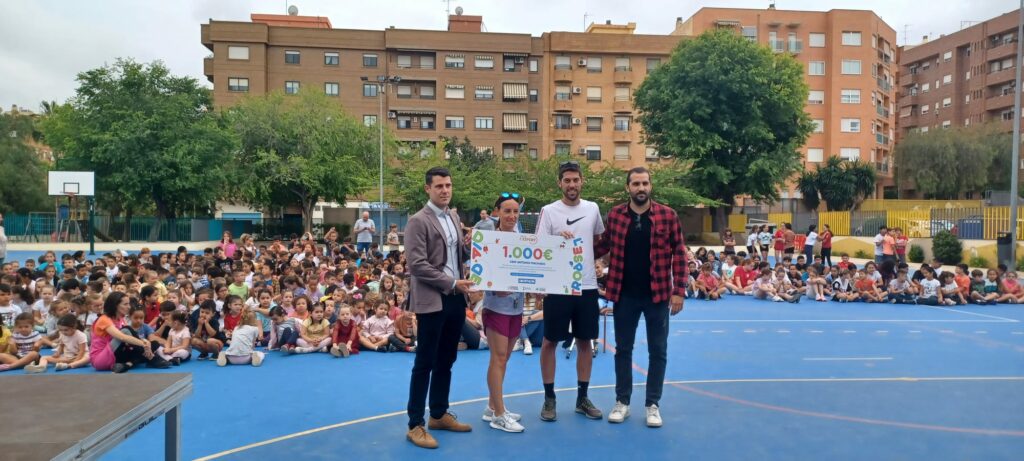 El CEIP Antonio Machado recibe 1 000 euros de la Fundación Trinidad