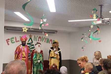 Los Reyes Magos adelantan su visita a la Escuela Infantil de Casa Caridad