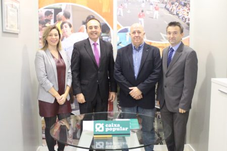 Caixa Popular y la Federació de Pilota Valenciana suscriben un convenio para promocionar el deporte autóctono