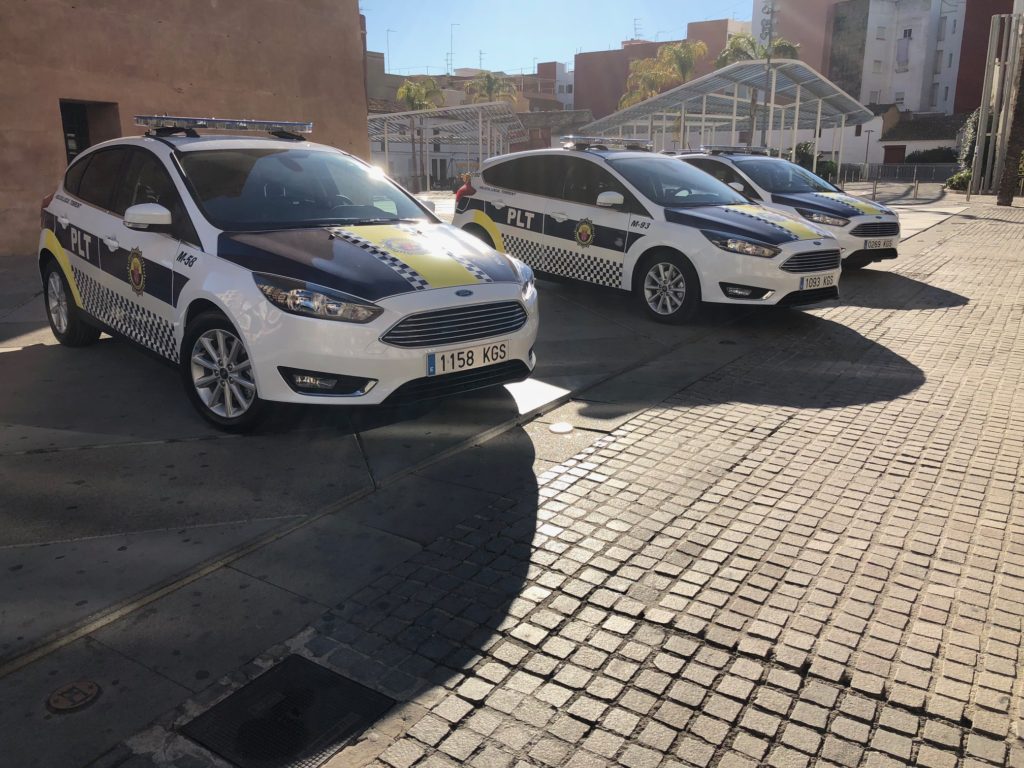 Vehículos de la Policía en la Torre