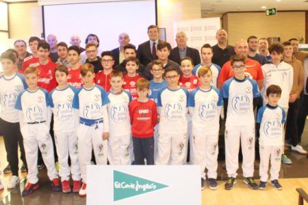 Diez equipos torrentinos participan en el Campeonato de Galotxa El Corte Inglés con sede en Torrent