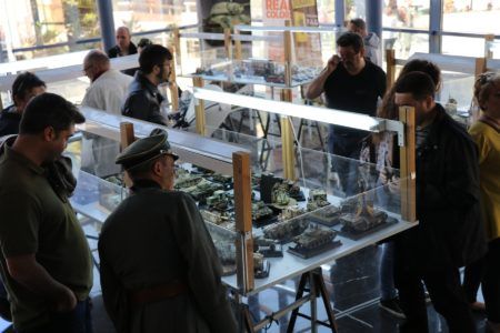 Más de 1.300 expositores participan en la Feria de Modelismo de Torrent