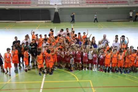 Exhibición de gimnasia rítmica y entrega de trofeos de los juegos escolares