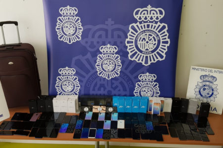 Detenidos 20 aluniceros por desvalijar 32 de tiendas de telefonía en ciudades de toda España como Torrent