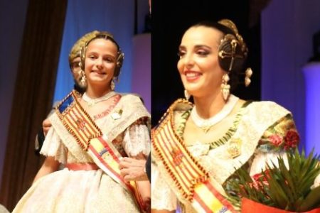 Las falleras mayores de Torrent son exaltadas en unos actos cargados de emoción, música y fuego