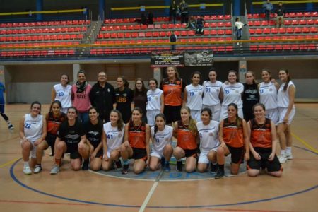 El equipo junior del UBF Torrent clasificado para jugar la fase de Copa como primeras de grupo
