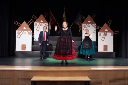 Felicia Rodríguez es coronada como Dulcinea de la asociación Castilla- La Mancha de Torrent