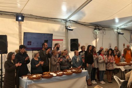 Más de 300 personas se dan cita en una jornada organizada por la Falla La Plaza dedicada al Rossejat