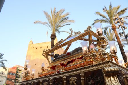 El Santo Sepulcro bendice la restauración de su paso y capilla