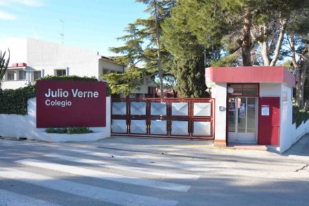 El Colegio Julio Verne garantiza la formación online en caso de cierre de colegios por COVID-19