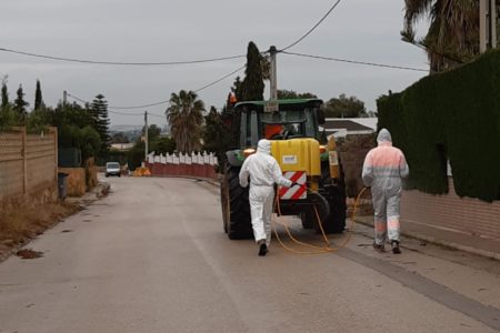 El Consell Agrari sí desinfecta, no los agricultores que se han ofrecido voluntarios