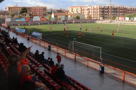 Los equipos de fútbol de Torrent finalizan la temporada deportiva tras la resolución de la FFCV