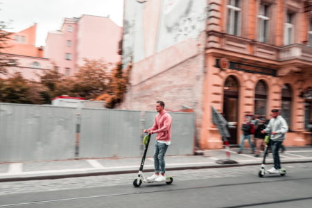 Puig anuncia ayudas de hasta 250 euros para comprar bicicletas y patinetes