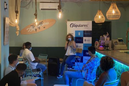 Folgado se reúne con jóvenes de Torrent, recogiendo sus inquietudes para presentar iniciativas en el Ayuntamiento