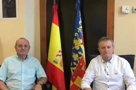 VOX denuncia que el gobierno de Torrent le niega el derecho a ser informado en castellano