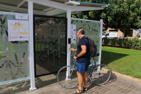 Metro Valencia instala un cicloparc en Torrent Avinguda
