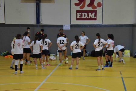 El CEF Hispanic trabaja en una pretemporada muy exigente en el Anabel Medina