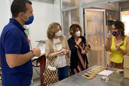 El PP apoya al sector del chocolate en Torrent por el Día Internacional de este producto tradicional