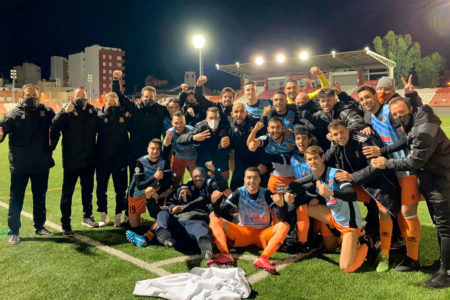 El Torrent CF se coloca tercero tras golear al CD Acero