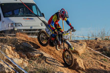 El torrentino Jaume Ballester se proclama campeón de España de Enduro en la categoría de 85 c.c.