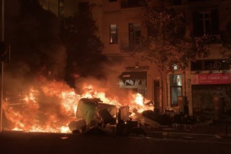 Compromís vota en contra de condenar los disturbios violentos por Hasél y apoyar a la Policía en el Pleno
