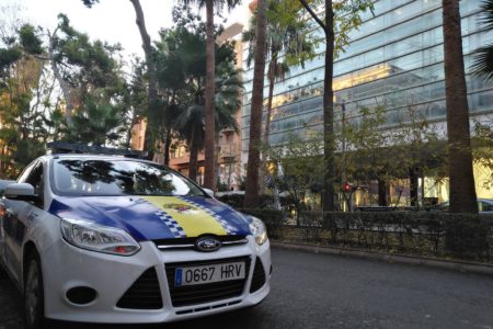 Detenido un individuo buscado por la INTERPOL en Torrent, tras una persecución por las calles