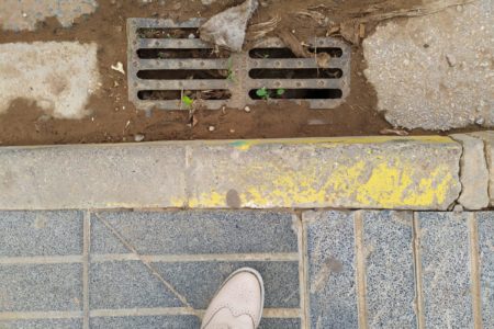 “8 días después y no han tenido tiempo de limpiar el alcantarillado”