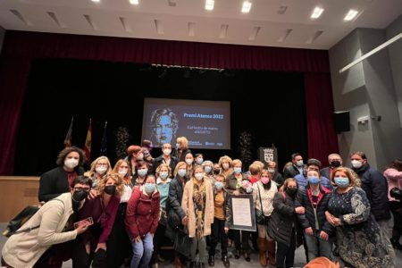 Las madres de Adisto, ganadoras del Premio Mujer Atenea 2022