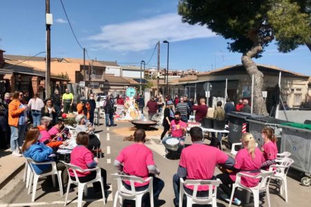La AVV La Marxadella celebra su jornada fallera
