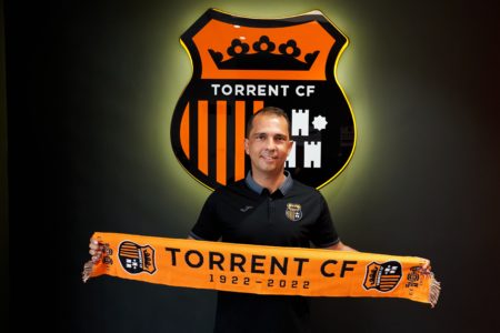 Entrevista al nuevo entrenador del Torrent CF, Alejandro Esteve