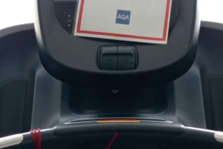 Los usuarios de las instalaciones deportivas de Parc Central denuncian deficiencias en las instalaciones