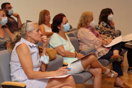 La Casa de la Dona acoge un curso sobre gestión de colonias felinas