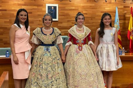 Torrent proclama a sus Falleras Mayores de 2023, Anna Mora y Lorena González