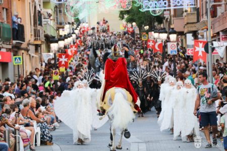 Torrent vivirá este viernes la Gran Entrada de Moros y Cristianos