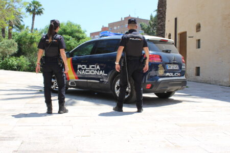 La Policía Nacional detiene a un hombre en Torrent por el atraco en una joyería a punta de pistola