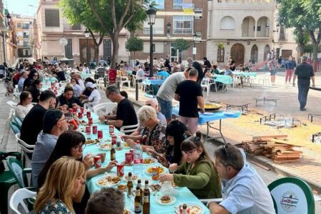 Paella solidaria a beneficio de Cáritas con el Ecce Homo