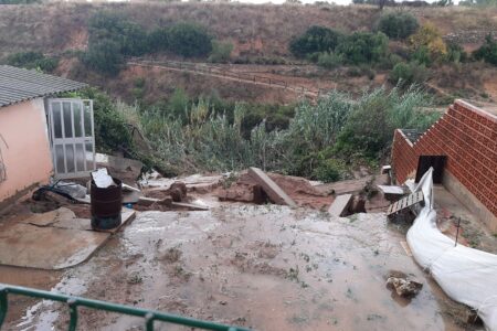 «Estamos desamparados por el Ayuntamiento, tres semanas después del desastre aquí no ha venido nadie»