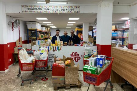 #EconomatoOnTour recoge 713 kg. de alimentos de familias torrentinas para el Economato Mare de Déu del Pòpul