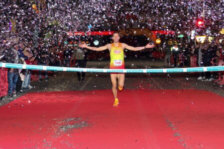 La San Silvestre de Torrent recoge más de 4.000kg de alimentos solidarios
