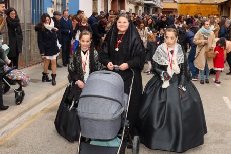 La «passejà del guió» abre las fiestas en honor a Sant Blai