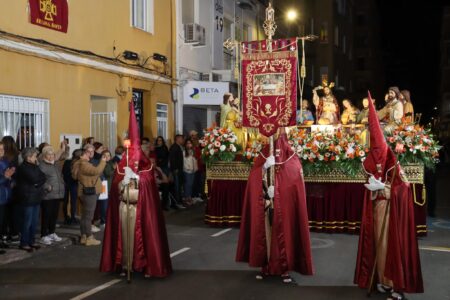 Torrent celebra las primeras procesiones de Semana Santa