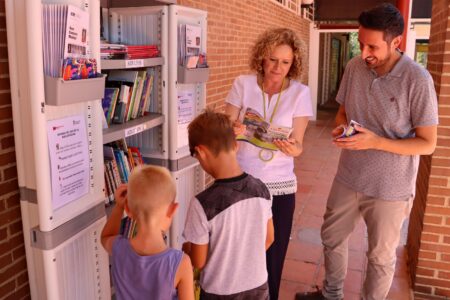 El Ayuntamiento de Torrent pone en marcha la Bibliopiscina de Parc Vedat