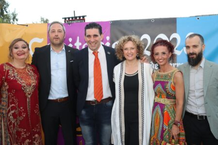 La Federación de Moros y Cristianos celebra la cena de capitanías en el Ágora de Parc Central