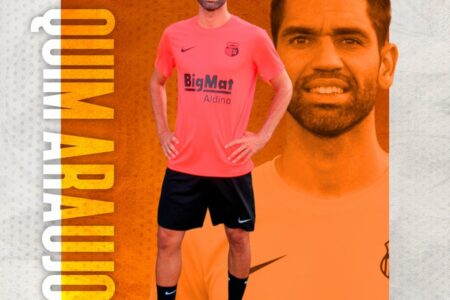 El Torrent CF incorpora cedido a Quim Araujo