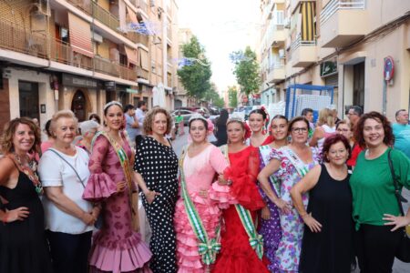 La Asociación de Amigos de la Cultura Andaluza inaugura su patio andaluz