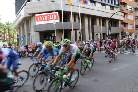 Torrent vibra al ritmo de la Vuelta Ciclista a España