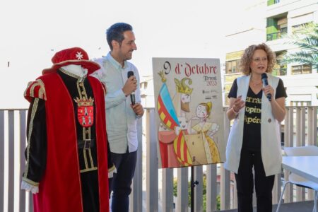 La Real Senyera bajará por el balcón del Ayuntamiento de Torrent
